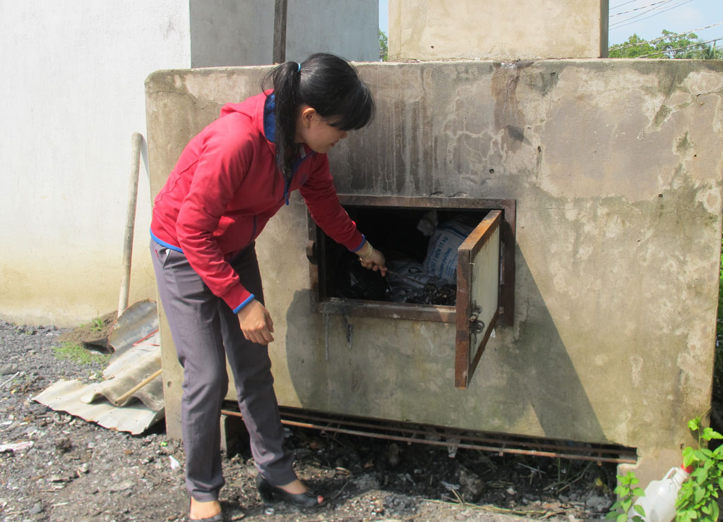 Cán bộ Hội Phụ nữ học tập và làm theo gương Bác