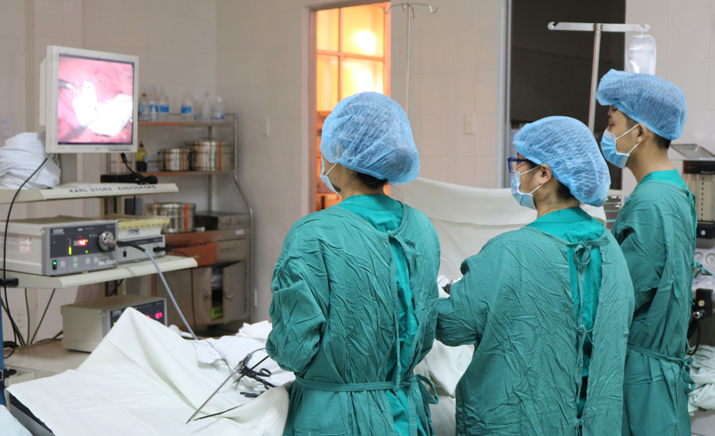 Còn nhiều khó khăn, vướng mắc trong thực hiện chính sách, pháp luật về bảo hiểm y tế Ngành y tế tiếp tục nâng cao chất lượng khám, chữa bệnh bảo hiểm y tế
