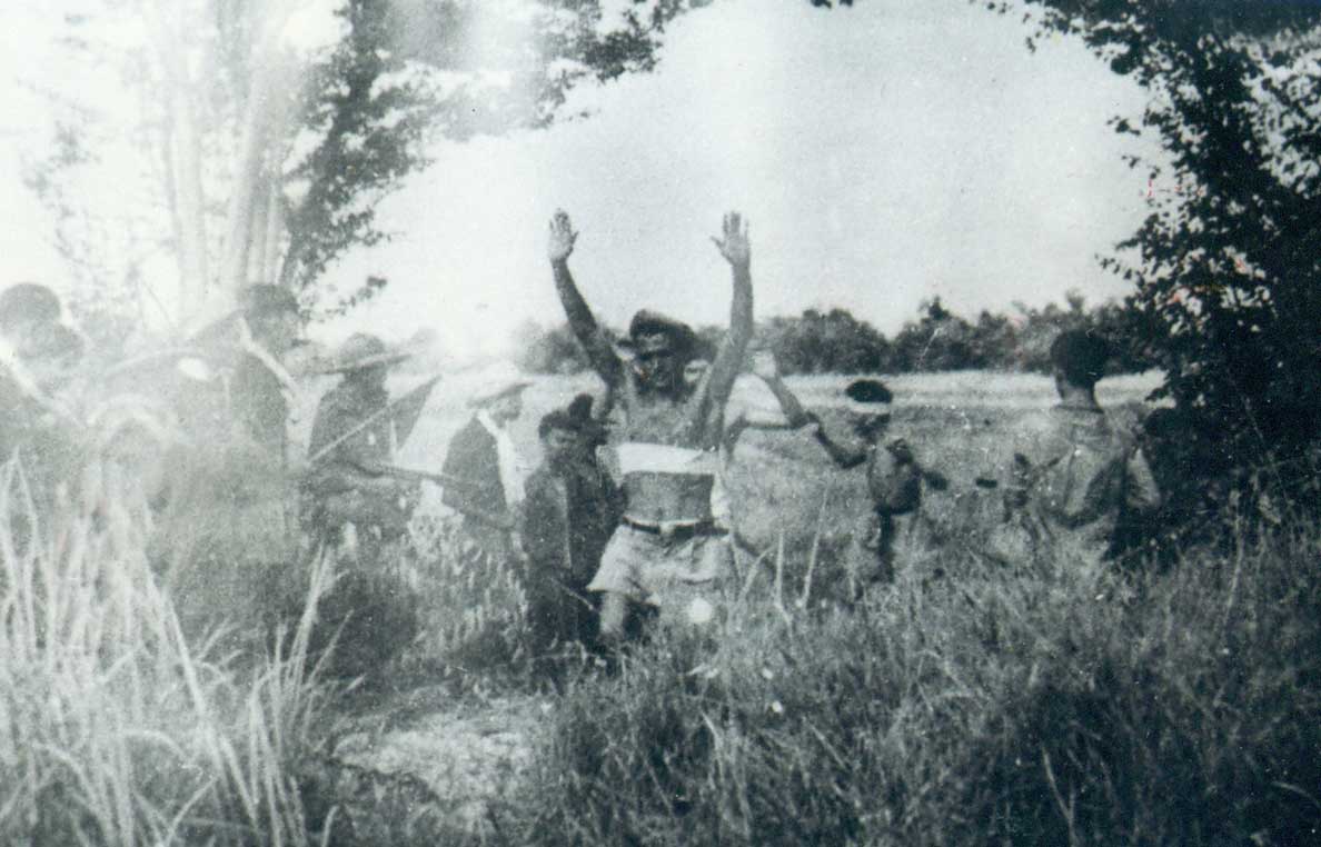 Bắt sống đồn trưởng Louis Bertrand  trong trận Mộc Hóa năm 1948