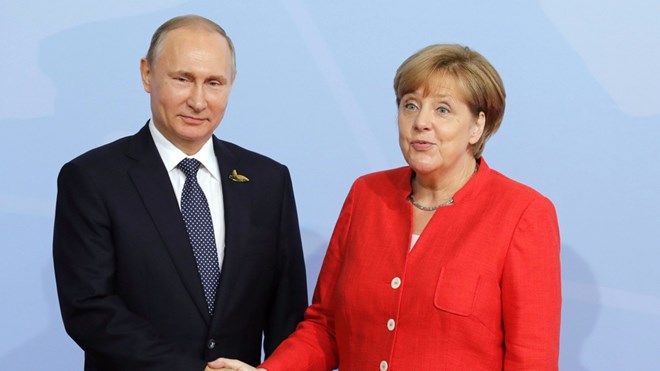 Thủ tướng Đức Angela Merkel và Tổng thống Nga Vladimir Putin. (Nguồn: RELATED IMAGES)