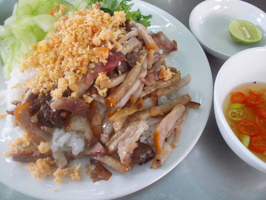 Độc đáo cơm âm phủ Ảnh minh họa