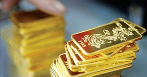 Giá vàng hôm nay 28/8: USD thảm hại, vàng vẫn yếu ớt