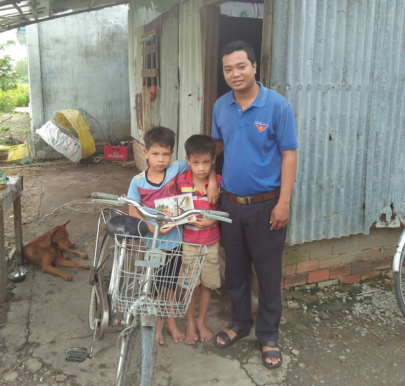 Cần Đước: Tiếp sức đến trường