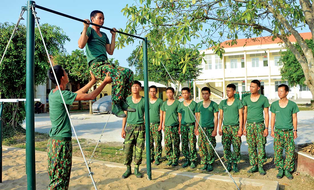 Viết tiếp truyền thống anh hùng Chiến sĩ Tiểu đoàn 1 rèn luyện thể lực