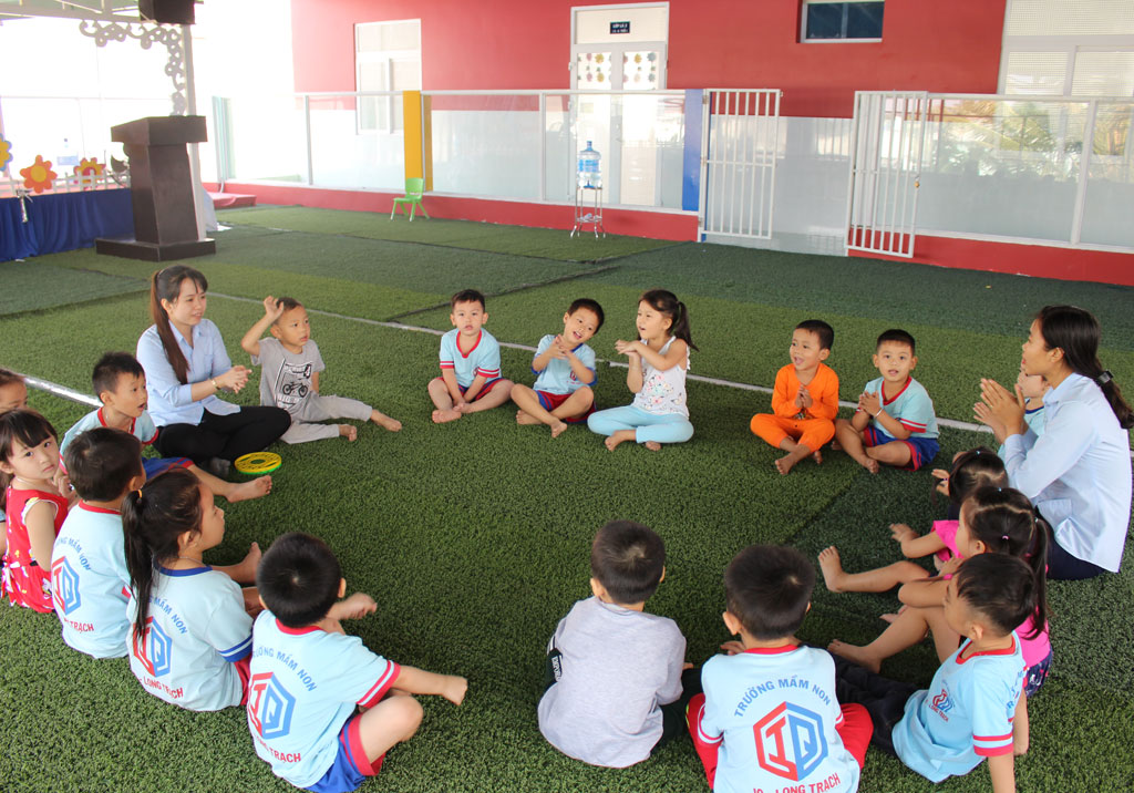 Làm gì để bảo vệ trẻ em trên môi trường mạng?