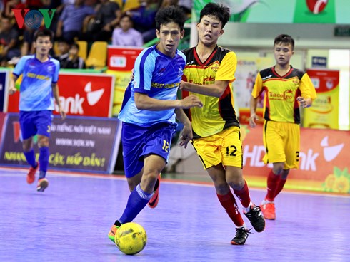 Giải futsal HDBank VĐQG 2018: Sanatech Sanest Khánh Hòa thắng nhọc