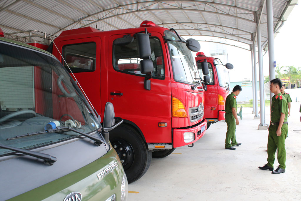 Các phương tiện chuyên dụng về phòng cháy, chữa cháy được trang bị tại Đội Phòng cháy, chữa cháy và Cứu nạn, cứu hộ khu vực Cần Giuộc