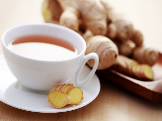 Gừng có chứa hai hợp chất gingerol và shogaol, có tác dụng làm giảm đau, kháng viêm