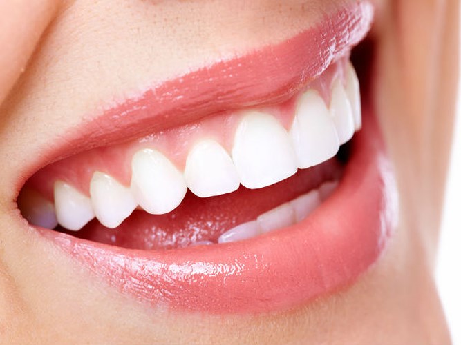 Phụ nữ bị loãng xương có nguy cơ rụng răng cao gấp ba lần so với những người không mắc phải bệnh này