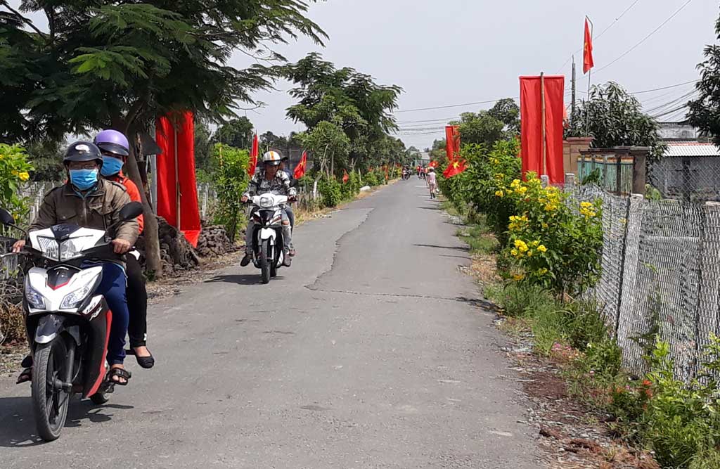 Hiện tại, Thanh Vĩnh Đông có 6,5km đường xã đều được nhựa hóa, bêtông hóa