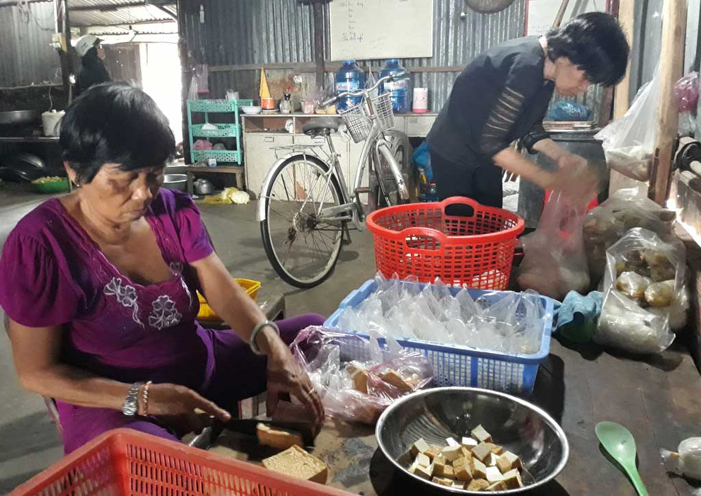 Sống là cho, đâu chỉ nhận riêng mình...