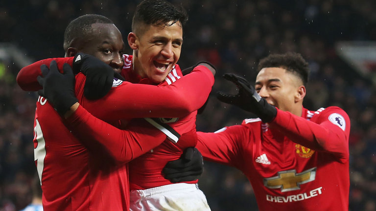 MU đã trong tình cảnh khó lại sứt mẻ lực lượng: Lukaku chơi nghèo nàn thời gian qua, Sanchez đã tệ còn bị đau, Lingard cũng chưa chắc có thể xung trận...