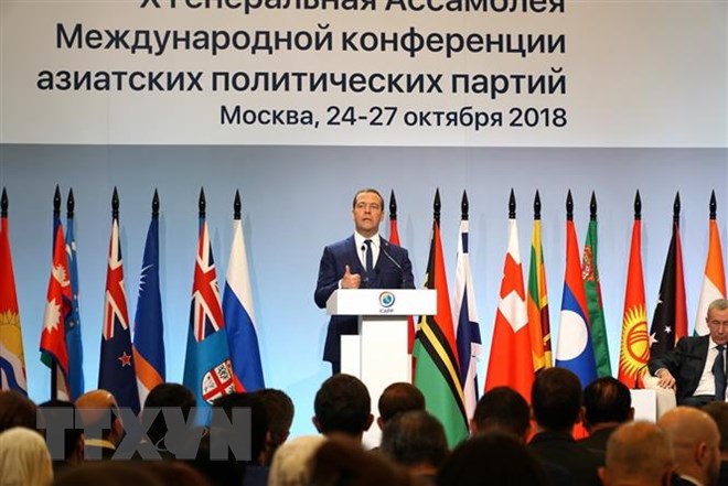 Thủ tướng Nga D.Medvedev phát biểu tại Hội nghị. (Ảnh: Tâm Hằng/TTXVN)