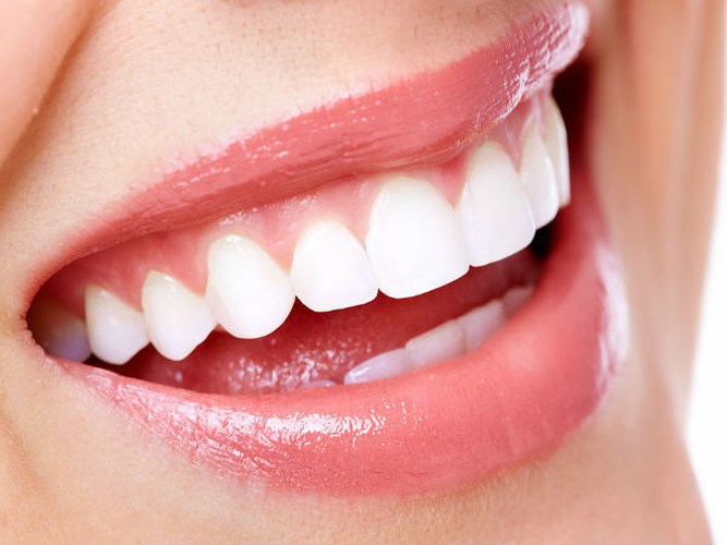 Tốt cho sức khỏe răng miệng: Trà matcha có đặc tính kháng khuẩn, ngăn chặn sự phát triển của các vi khuẩn xấu trong khoang miệng, giữ cho răng miệng bạn luôn sạch sẽ.