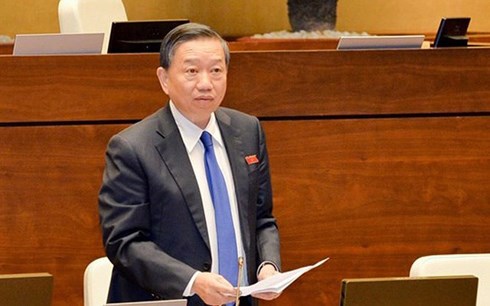 Bộ trưởng Tô Lâm: Người nước ngoài còn “thận trọng” với thị thực điện tử