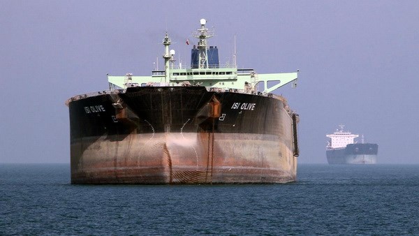 Tàu chở dầu rời cảng Bandar Abbas, phía Nam Iran. (Nguồn: AFP)