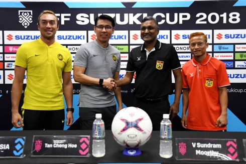 Hình ảnh họp báo trước trận Malaysia vs Lào (Ảnh: AFF Suzuki Cup).