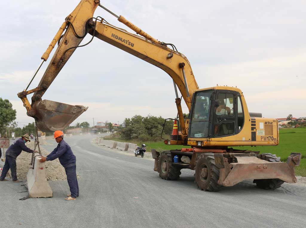 Gói thầu 7b (đoạn 3, Đường tỉnh 830) đang hoàn thiện các hạng mục phụ