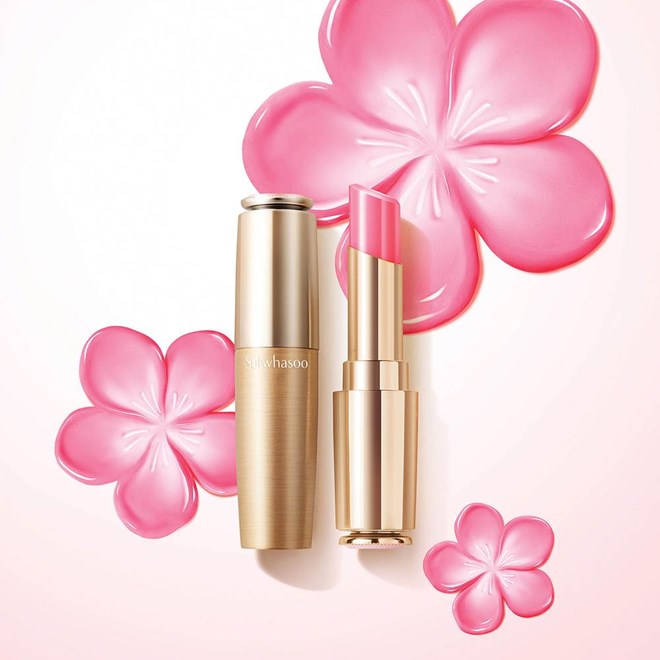 Son dưỡng có màu - Tình yêu của mọi cô nàng khi mùa Đông đến Sulwhasoo Essential Lip Serum là một trong những thỏi son dưỡng có màu tạo độ ẩm xuất sắc nhất trên thị trường mỹ phẩm hiện nay