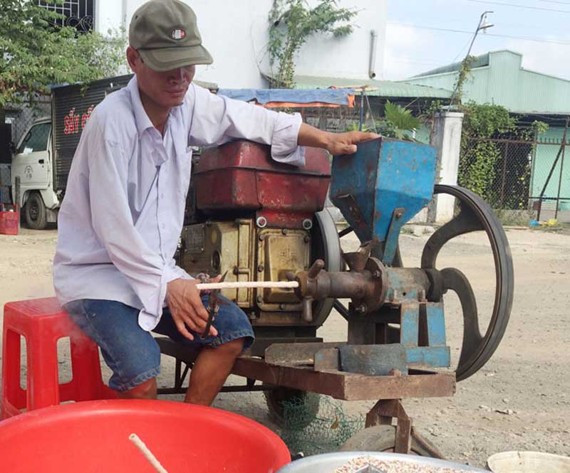Bánh ống gạo - món quà dân dã
