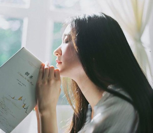 Có nên chia tay khi bạn trai quá hoàn hảo? Tôi luôn cảm thấy mình kém cỏi hơn anh đủ thứ. (Ảnh minh họa)
