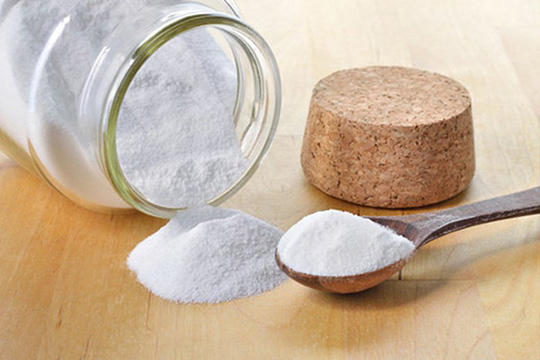 Baking soda có thể tẩy mảng bám tự nhiên rất hiệu quả