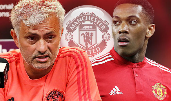 Martial được cho đòi MU sa thải Mourinho thì mới chịu gia hạn