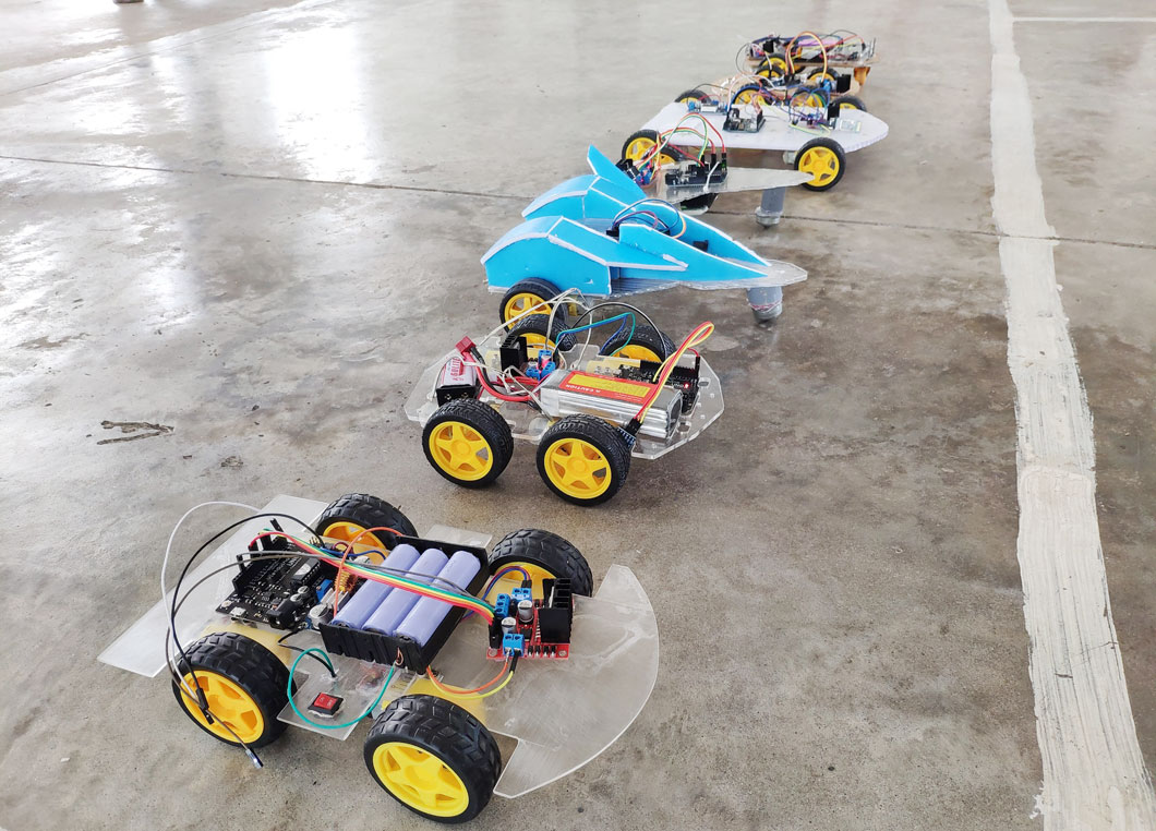 Một số xe tham gia cuộc thi Mini car racing