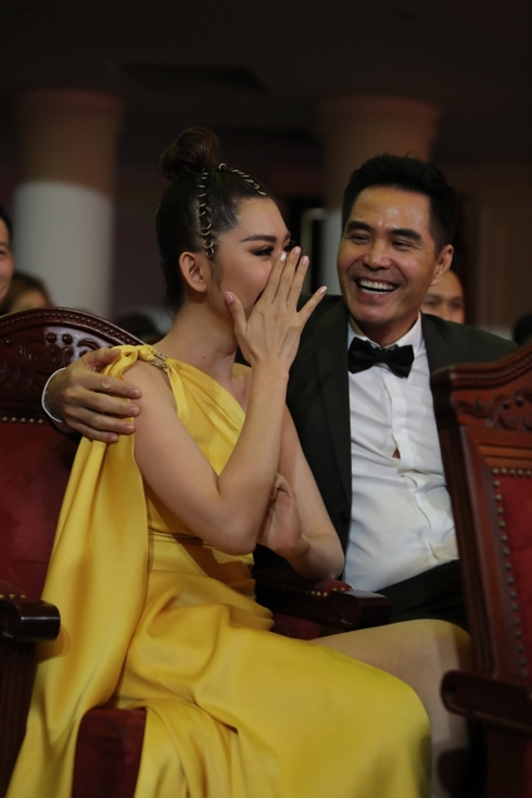 Gạo Nếp Gạo Tẻ thắng lớn ở giải Mai Vàng 2018