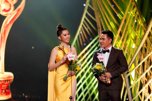 Gạo Nếp Gạo Tẻ thắng lớn ở giải Mai Vàng 2018