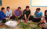 Đòn bánh tét ấm tình quân - dân