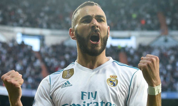 Real có thể sẵn sàng bán Benzema nhưng MU lúc này lại không còn mặn...