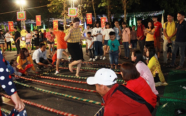 Various activities held to celebrate Tet, Party founding anniversary