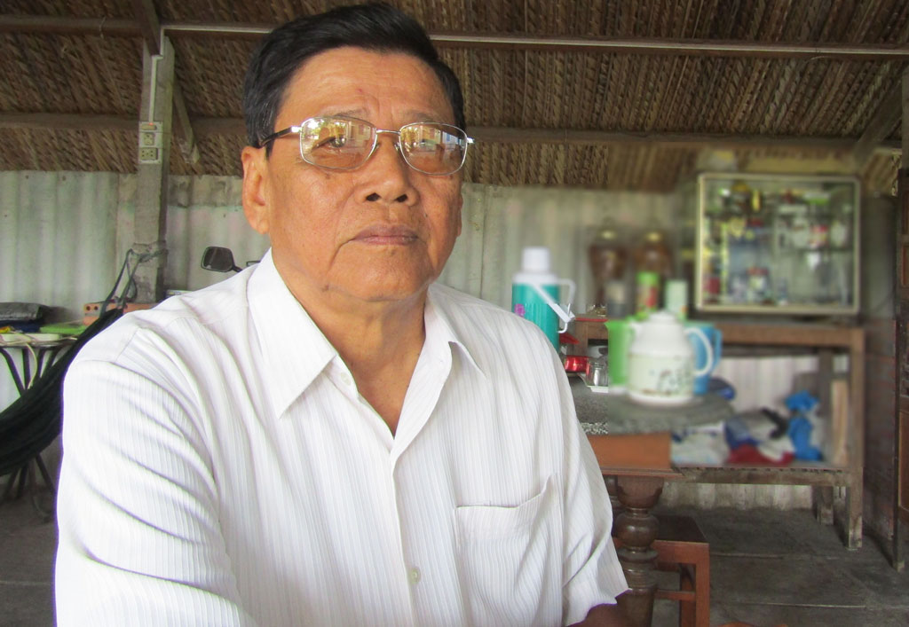 73 tuổi, Bí thư Chi bộ khu phố Nhơn Hậu 1 - Lê Xoàn vẫn tích cực tham gia các hoạt động tại địa phương