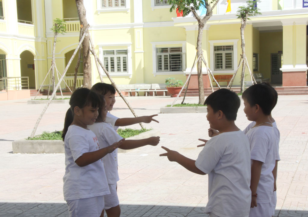 Trường Tiểu học thị trấn Thủ Thừa được hoàn thành và đưa vào sử dụng năm học 2018-2019