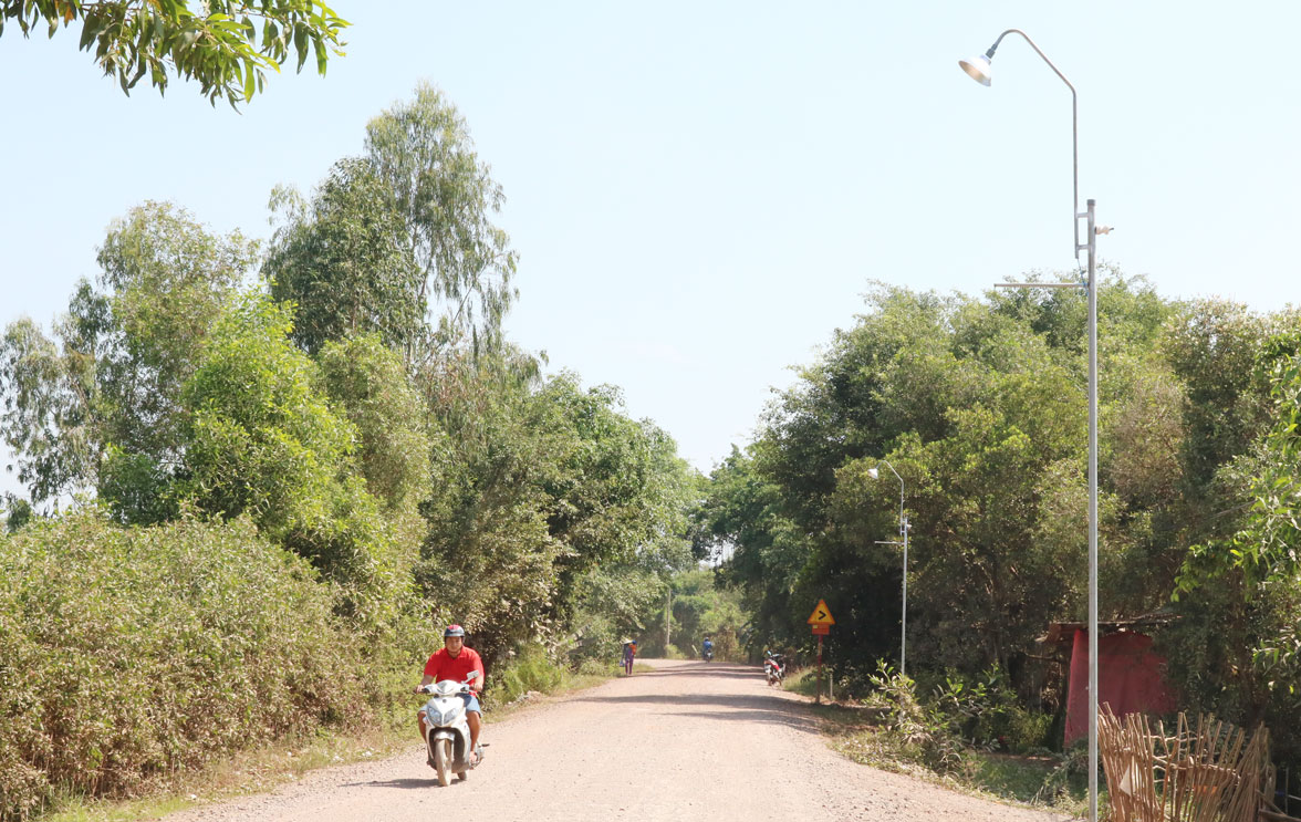Niềm vui từ các tuyến đường an ninh Mô hình Ánh sáng an ninh, trật tự được triển khai cho diện mạo nông thôn thêm khởi sắc