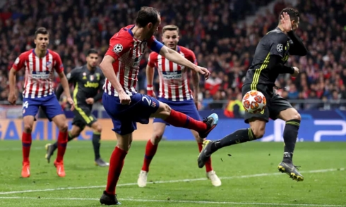 Cặp trung vệ rủ nhau lập công, Atletico Madrid “hạ đẹp” Juventus