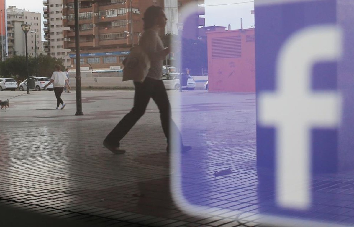 Facebook vẫn đang vận lộn với những cáo buộc lạm dụng dữ liệu người dùng. (Nguồn: Getty Images)