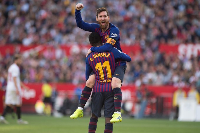 Messi ghi hat-trick trong chiến thắng của Barca