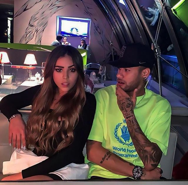 Neymar và Danna Paola bị đồn đang hẹn hò