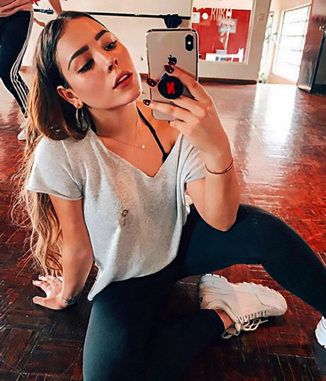 Danna Paola là một diễn viên xinh đẹp, trẻ trung của Mexico