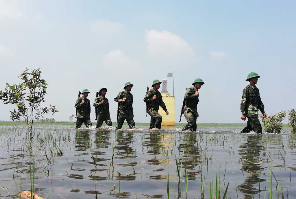 Bộ đội Biên phòng Long An tuần tra bảo vệ biên giới