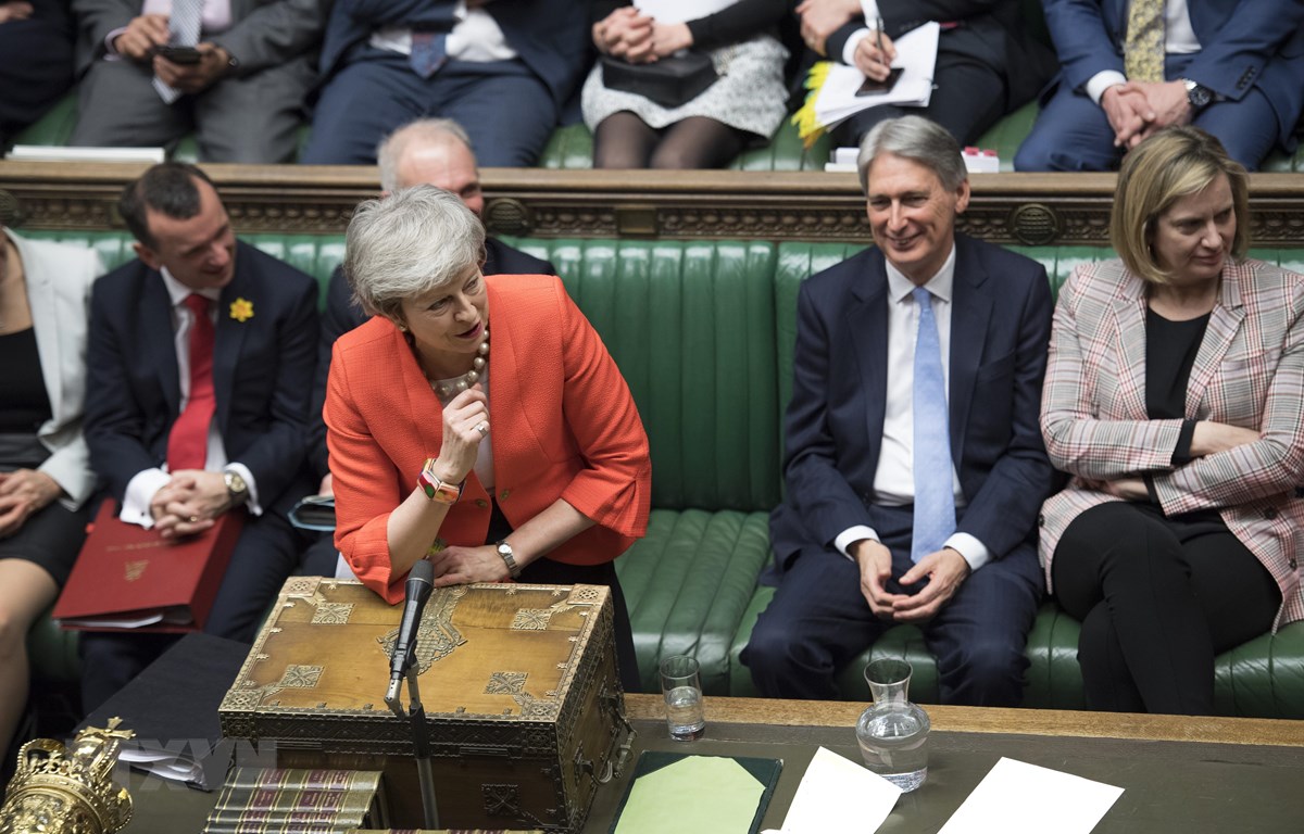 Thủ tướng Anh Theresa May phát biểu tại cuộc họp Hạ viện ở London ngày 27/2/2019. (Ảnh: THX/TTXVN)