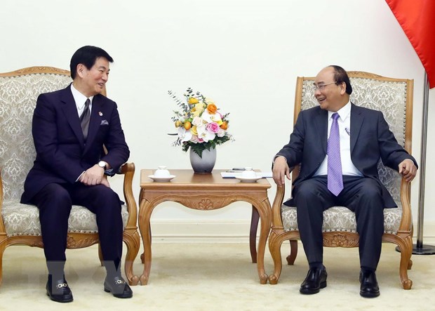 Thủ tướng Nguyễn Xuân Phúc tiếp ông Kensaku Morita, Thống đốc tỉnh Chiba, Nhật Bản. (Ảnh: Thống Nhất/TTXVN)