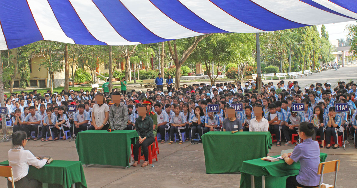 "Phiên tòa giả định" - mô hình phố biến, giáo dục pháp luật mới mang lại hiệu quả cao đối với học sinh, sinh viên