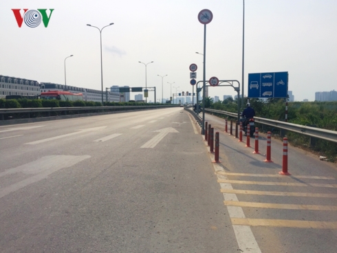 Sở GTVT TP HCM đã thay dải phân cách bê tông bằng dải phân cách mềm tại đường dẫn vào cao tốc TP HCM - Long Thành - Dầu Giây.