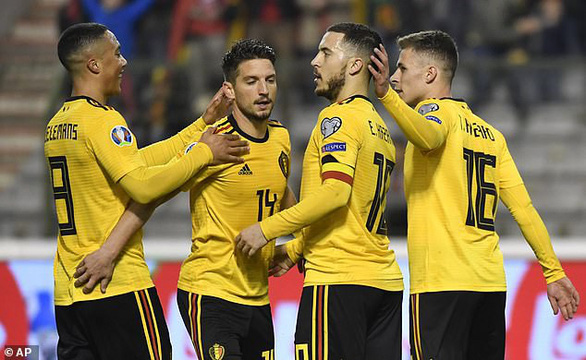 Hai lần bắn hạ 'gấu Nga', Eden Hazard giúp Bỉ có 3 điểm đầu tiên