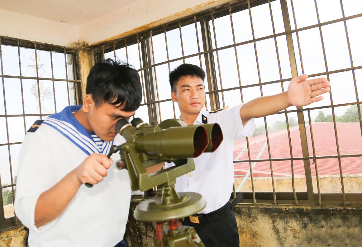 Huấn luyện quan sát mục tiêu bằng mắt