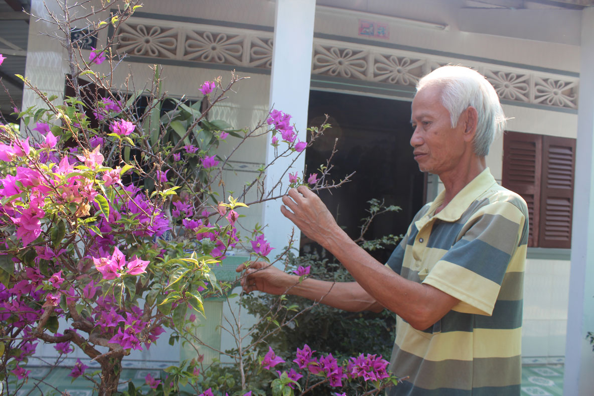 Tân Trạch: Quyết tâm được công nhận lại xã văn hóa trong thời gian không xa Ông Phạm Ngọc Kiệt tự hào về quê hương đổi mới từng ngày