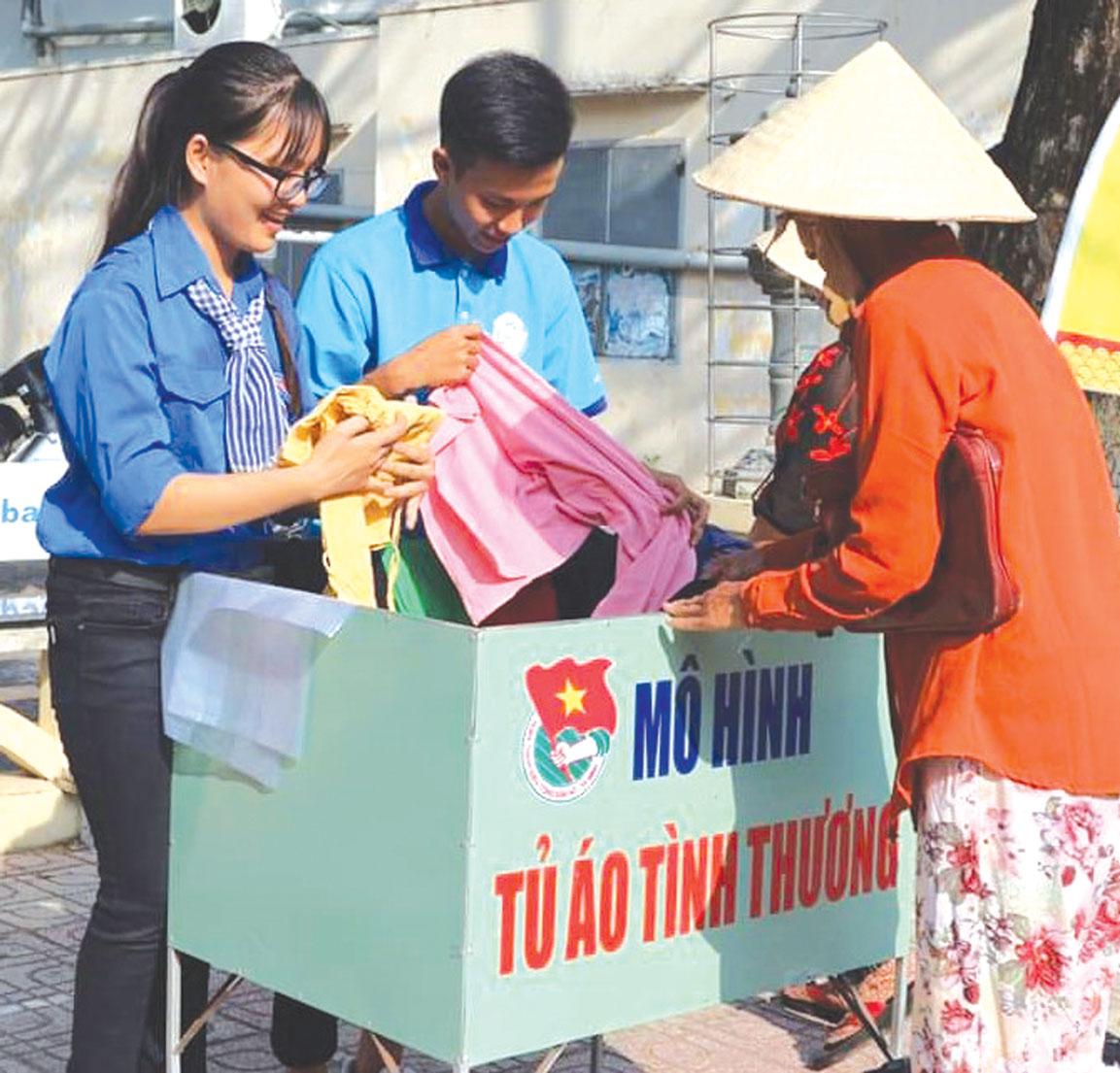 Đoàn viên, thanh niên tích cực  với các  hoạt động  an sinh  xã hội  trong Tháng  Thanh niên 2019